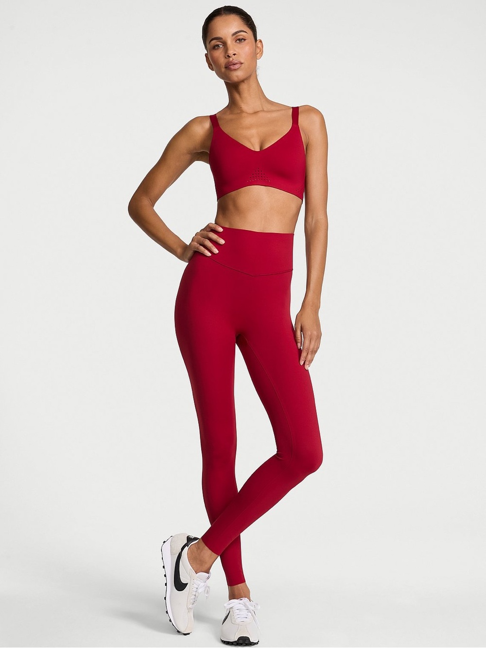 Victoria's Secret VSX Elevate Leggings in the color Ready Red